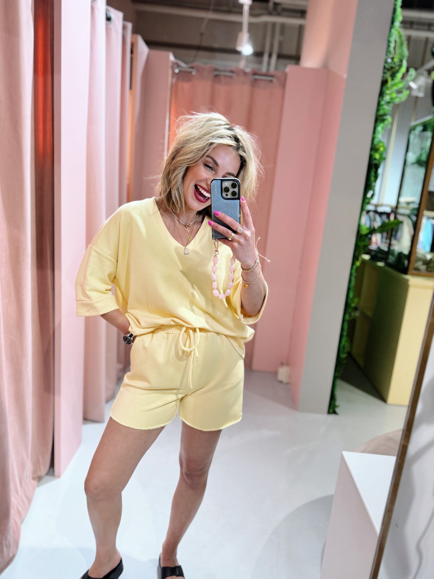 Cynthia Short - Geel