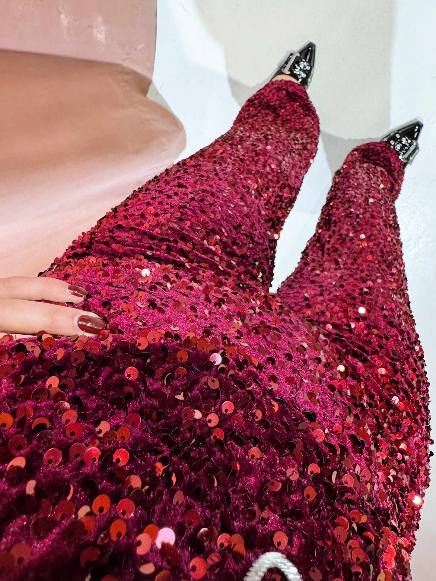 Mila Paillet Pants - Burgundy