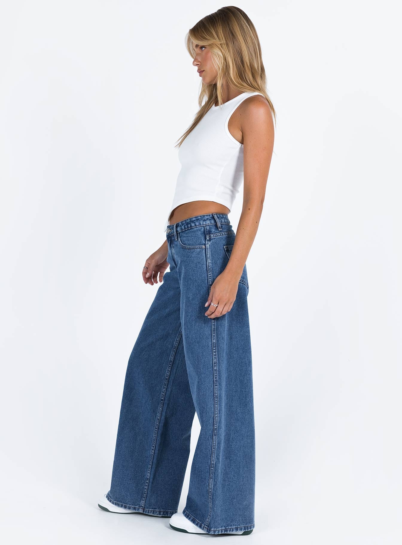 Ramos Low Rise Wide Leg Jeans Mid Blue Wash