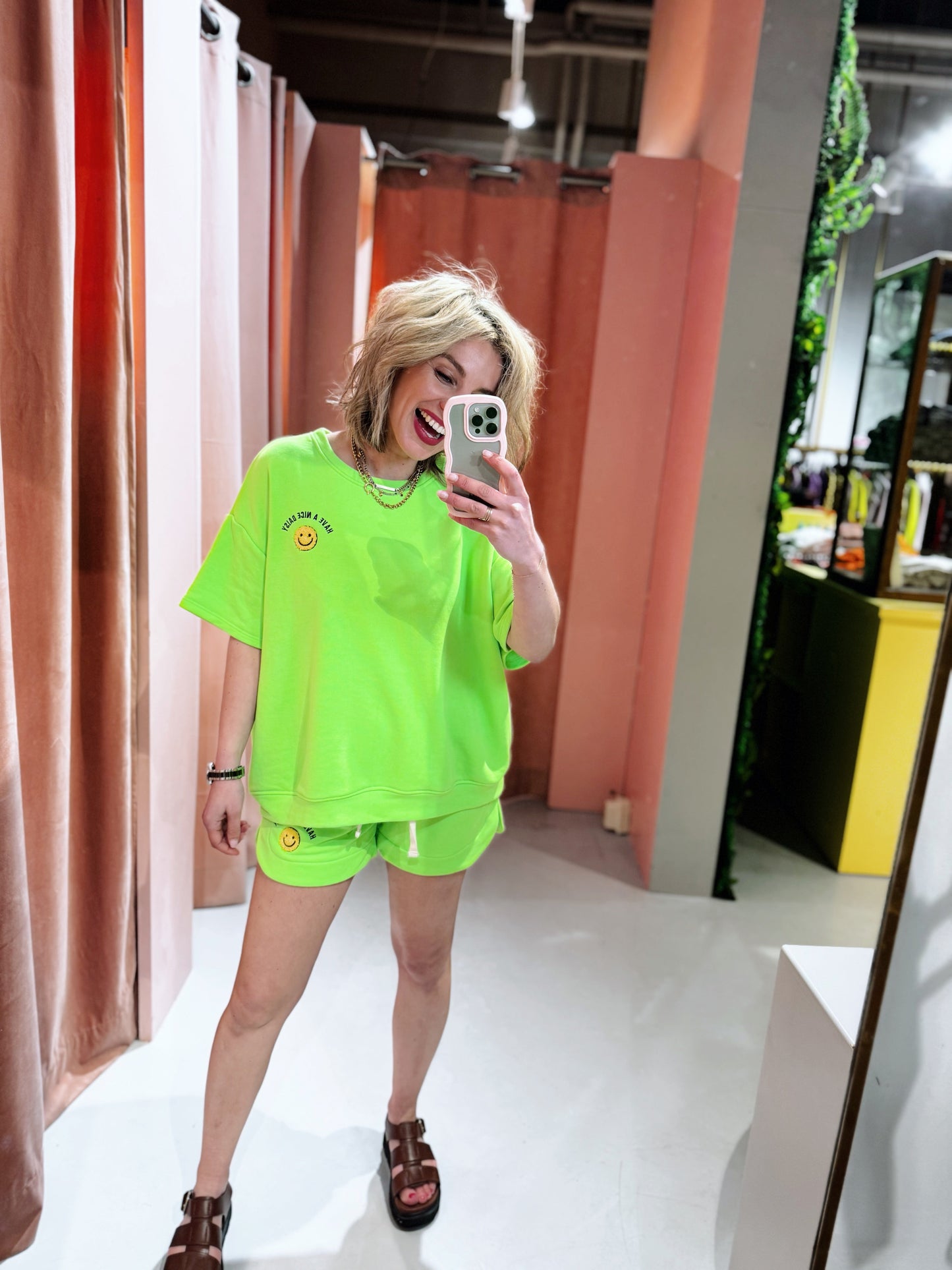Smiley Short - Neon Groen