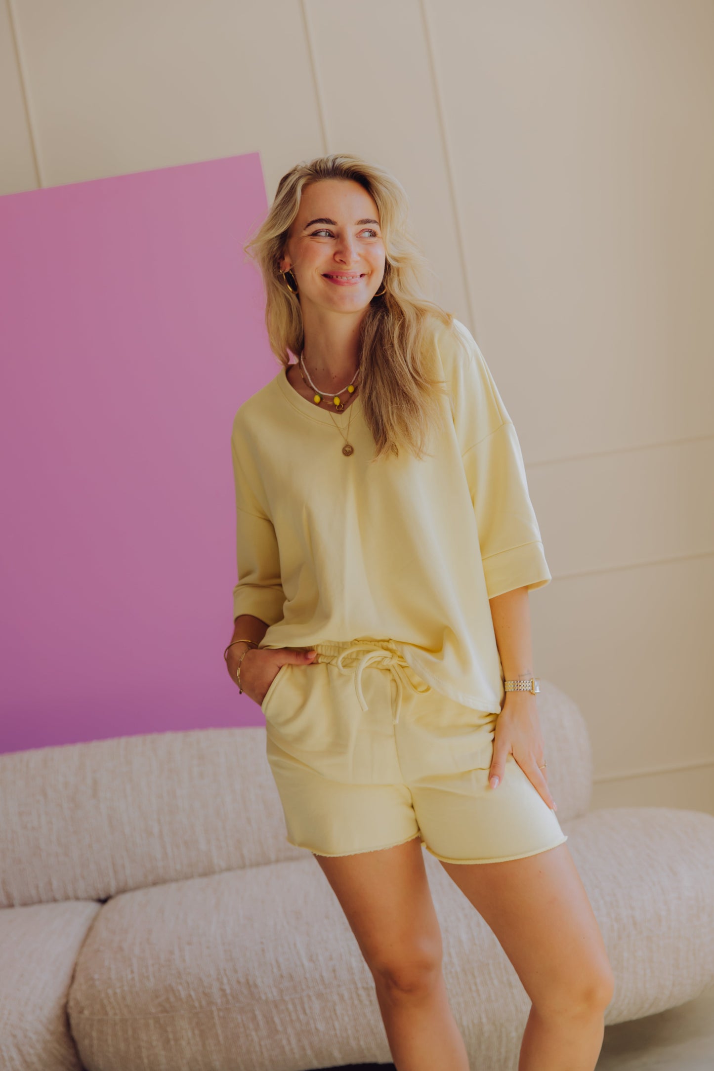 Cynthia Short - Geel