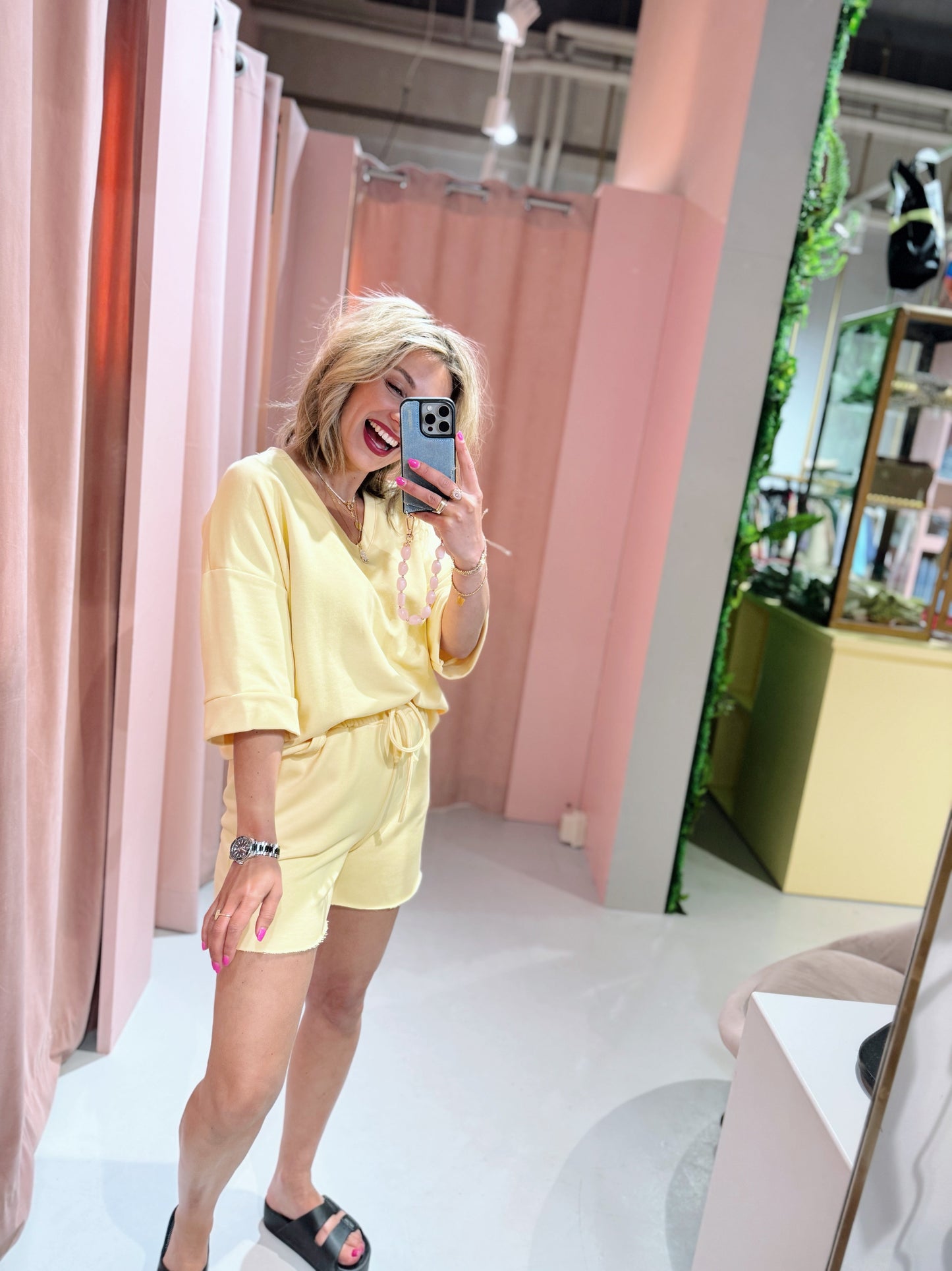 Cynthia Short - Geel