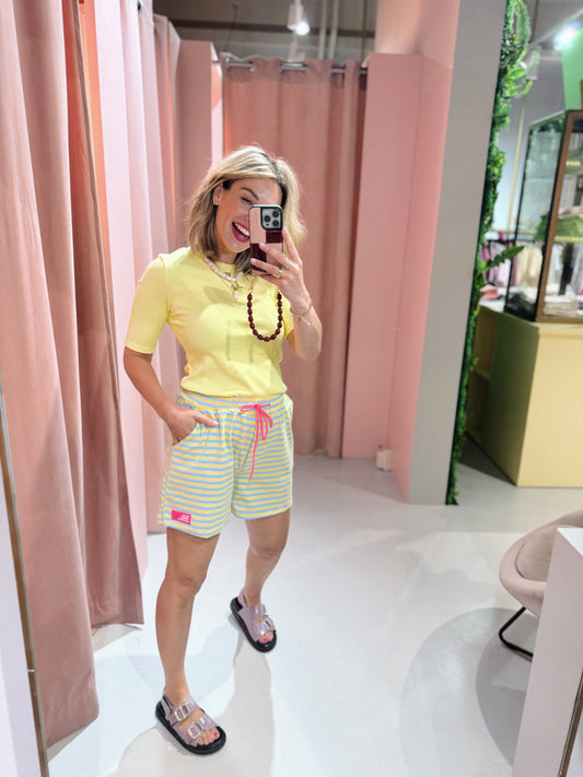 Elodie Short - Geel