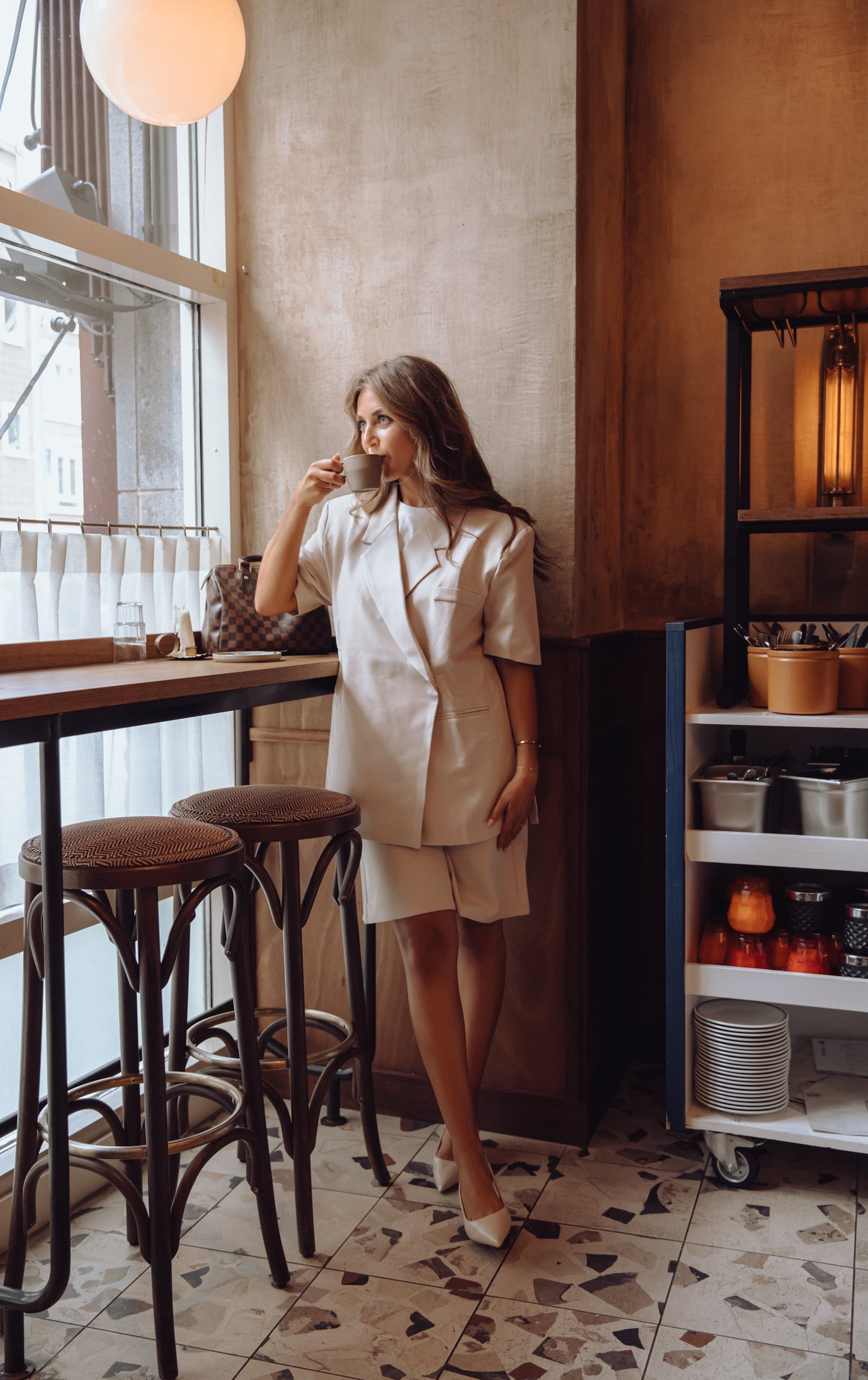 Isabella Short - Beige