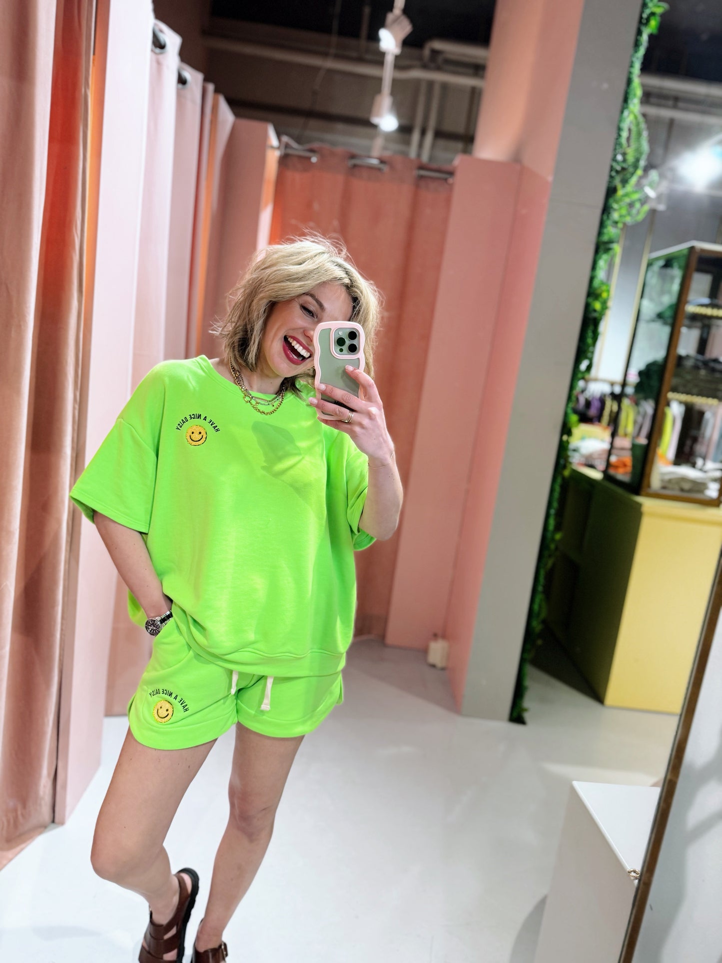 Smiley Short - Neon Groen