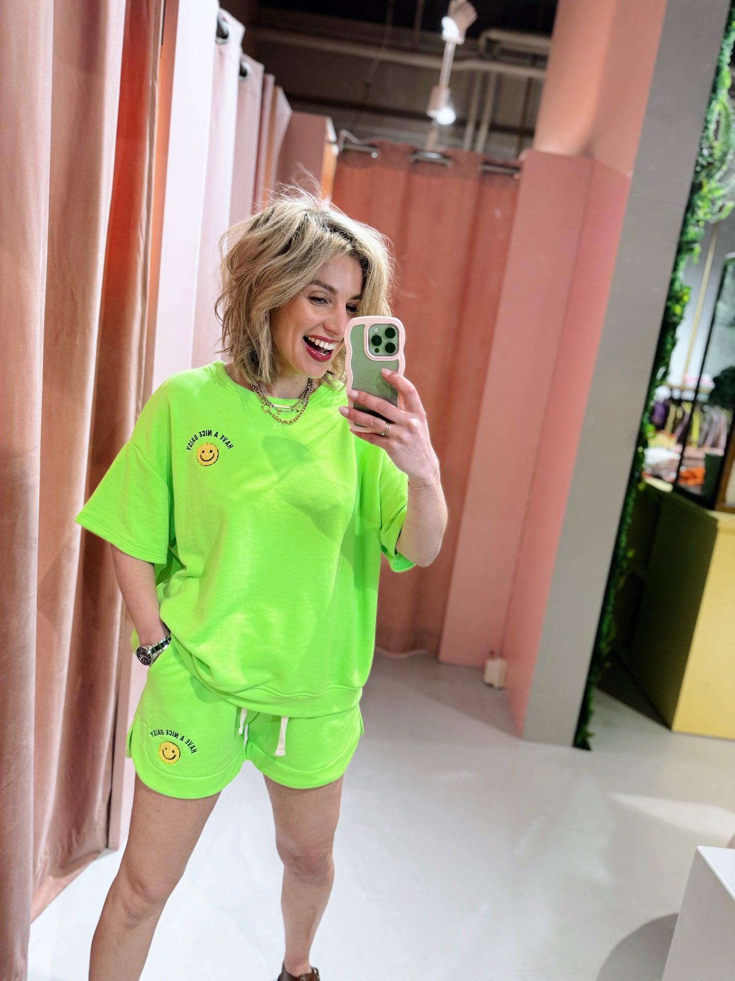 Smiley Short - Neon Groen