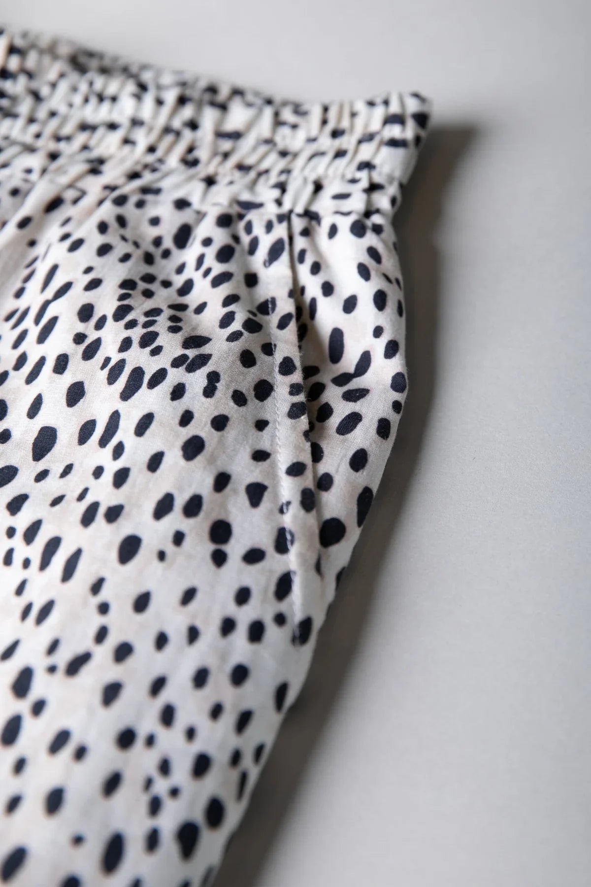 Melody Straight Pants - Beige